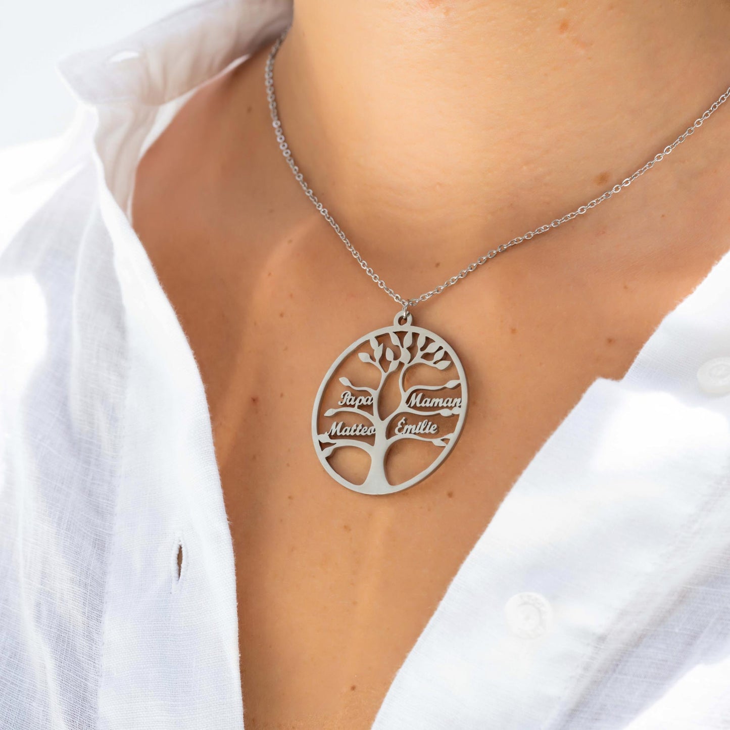 LEVENSDENK COLLAR TOT 13 NAMEN